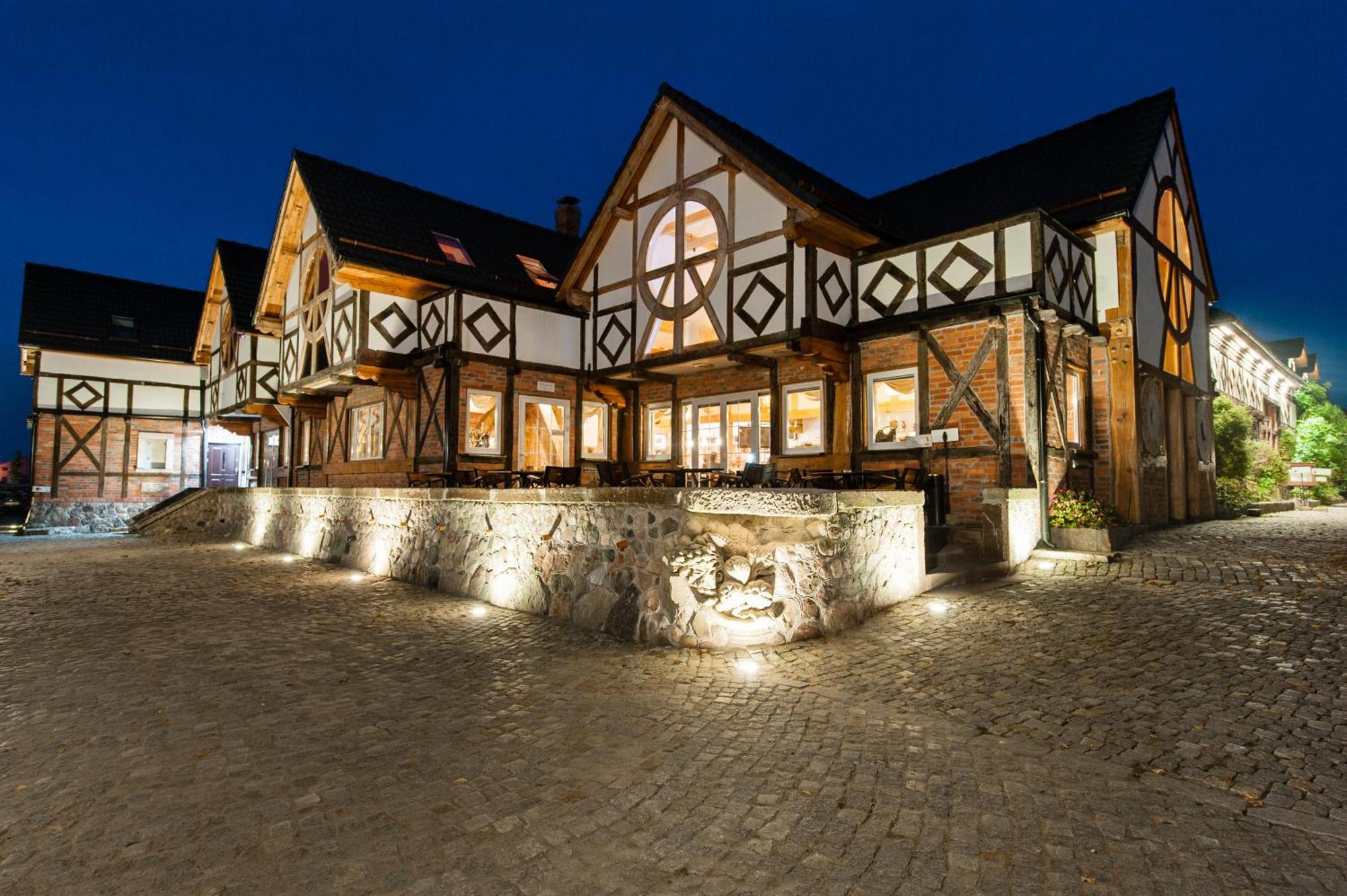 Hotel Dom W Starym Parku Biskupice  Exterior foto